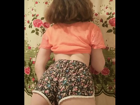 ❤️ Sexig ung babe som strippar av sig sina shorts inför kameran ❤❌ Porno at porn sv.sex-porntube.ru