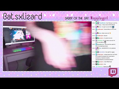 ❤️ GAMER GLÖMDE ATT STÄNGA AV STRÖMMEN OCH SPRUTAR LIVE I SÄNDNING ❤❌ Porno at porn sv.sex-porntube.ru